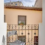 La Casa Del Granado